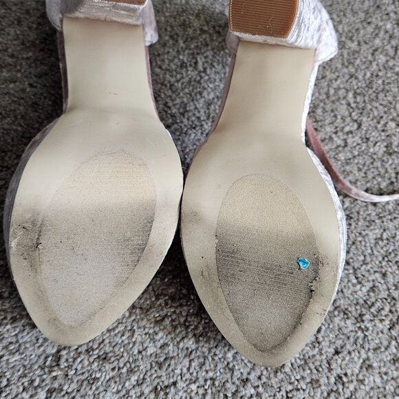 Shoedazzle Sabrina Velvet style Platform High Heels Pumps- Wide Width - Picture 3 of 4